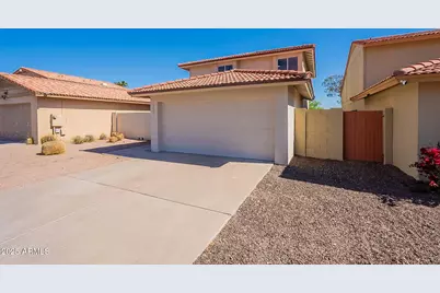 9833 S 44th, Phoenix, AZ 85044 - Photo 1