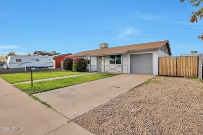 3718 W Columbine, Phoenix, AZ 85029 - Photo 1