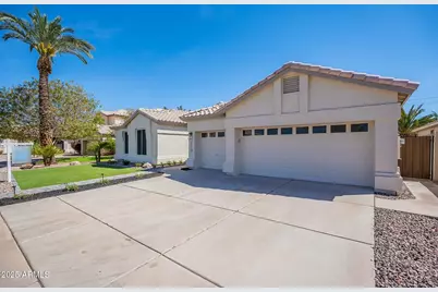 233 S Tiago, Gilbert, AZ 85233 - Photo 1