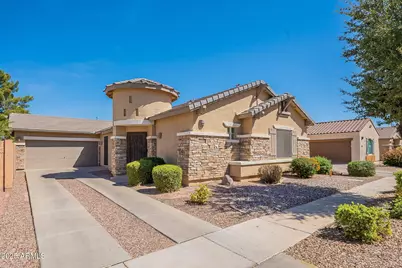 870 E Runaway Bay, Chandler, AZ 85249 - Photo 1