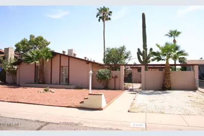 2219 W Wethersfield, Phoenix, AZ 85029 - Photo 1