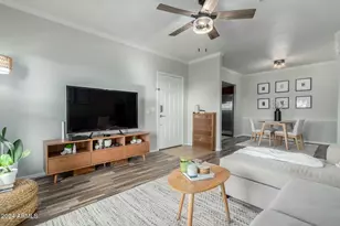 15095 N Thompson Peak Pkwy, Scottsdale, AZ 85260 - Photo 1