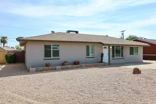 811 E Seldon, Phoenix, AZ 85020 - Photo 1