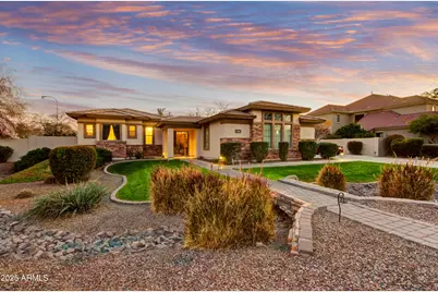 911 E Desert Inn, Chandler, AZ 85249 - Photo 1