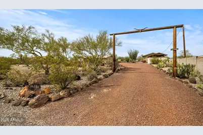 39606 N 3rd, Phoenix, AZ 85086 - Photo 1