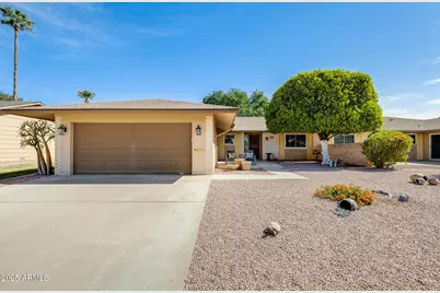 10632 W Saratoga Circle, Sun City, AZ 85351 - Photo 1