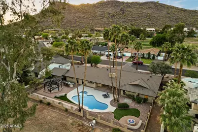 943 W Moon Valley, Phoenix, AZ 85023 - Photo 1