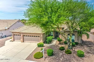 694 W Beechnut, Chandler, AZ 85248 - Photo 1