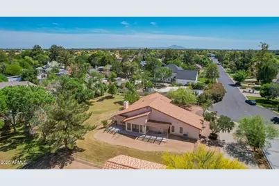 1637 S Los Alamos, Mesa, AZ 85204 - Photo 1