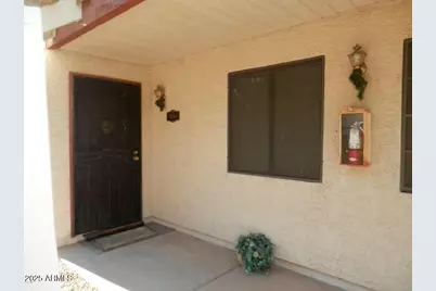 533 W Guadalupe, Mesa, AZ 85210 - Photo 1