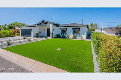 3010 E Glenrosa, Phoenix, AZ 85016 - Photo 1