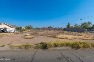 7995 W Kirby St, Peoria, AZ 85345 - Photo 1