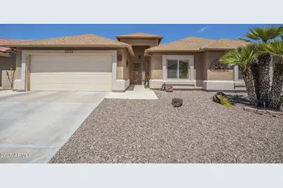 1562 E Gleneagle Drive, Chandler, AZ 85249 - Photo 1