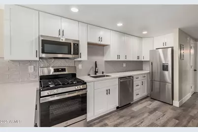 3331 N 66th Place, Scottsdale, AZ 85251 - Photo 1