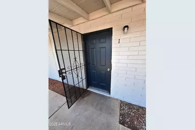 1317 N 48th Place #1, Phoenix, AZ 85008 - Photo 1