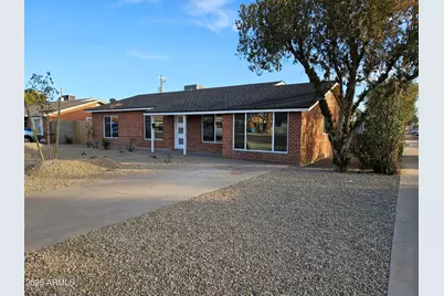 2203 E Devonshire, Phoenix, AZ 85016 - Photo 1