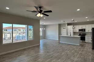 9933 W Ken Dr, Arizona City, AZ 85123 - Photo 7