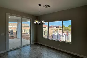 9933 W Ken Dr, Arizona City, AZ 85123 - Photo 13