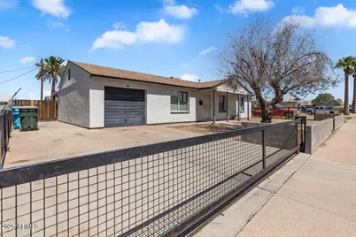 7720 W Indianola, Phoenix, AZ 85033 - Photo 1