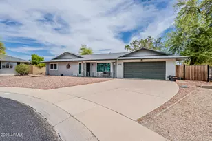 9703 W Hawthorn, Sun City, AZ 85351 - Photo 1