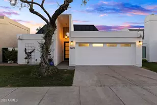 2425 E Oregon Ave, Phoenix, AZ 85016 - Photo 1