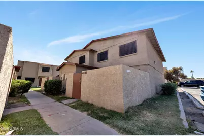 4041 W Reade, Phoenix, AZ 85019 - Photo 1