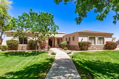 8015 S 29th, Phoenix, AZ 85042 - Photo 1