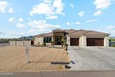 1842 W Mesquite, Phoenix, AZ 85086 - Photo 1