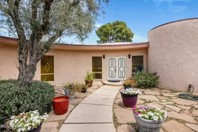 14258 N Canterbury, Phoenix, AZ 85023 - Photo 1