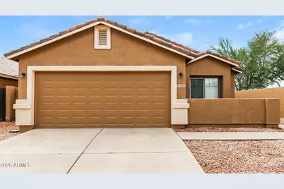1645 W Chanute Pass, Phoenix, AZ 85041 - Photo 1