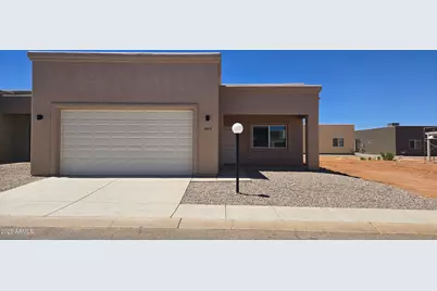 690 S Chase Street, Sierra Vista, AZ 85635 - Photo 1