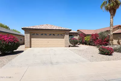 3048 W Chanute, Phoenix, AZ 85041 - Photo 1