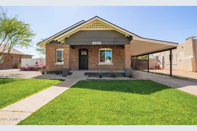 2526 N Edgemere, Phoenix, AZ 85006 - Photo 1