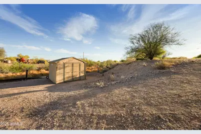 515 S Roadrunner, Apache Junction, AZ 85119 - Photo 1