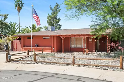 3836 W Desert Cove, Phoenix, AZ 85029 - Photo 1