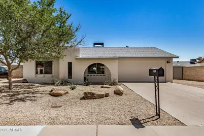 4121 W Paradise, Phoenix, AZ 85029 - Photo 1