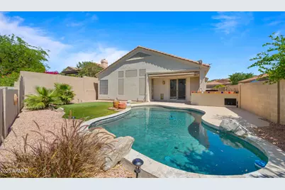 13614 N 12th Way, Phoenix, AZ 85022 - Photo 1