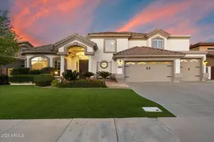 1001 N Peppertree Dr, Gilbert, AZ 85234 - Photo 1