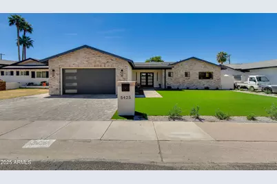 5425 E Avalon, Phoenix, AZ 85018 - Photo 1