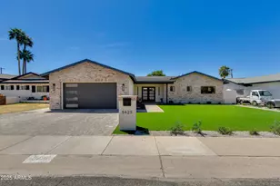 5425 E Avalon, Phoenix, AZ 85018 - Photo 1