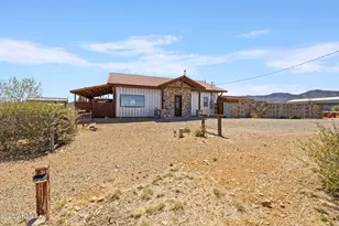 10975 E Janet, Dewey, AZ 86327 - Photo 1