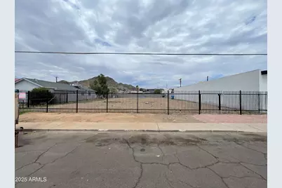 536 E Vogel, Phoenix, AZ 85020 - Photo 1