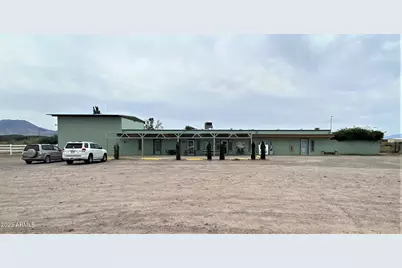 10428 E Highway 92, Hereford, AZ 85615 - Photo 1