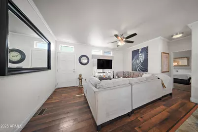 6810 W McKinley Street, Phoenix, AZ 85043 - Photo 1