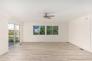 2819 W Louise Dr, Phoenix, AZ 85027 - Photo 17