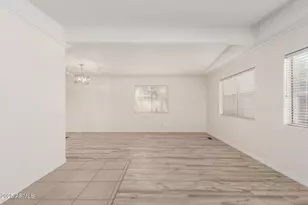 2819 W Louise Dr, Phoenix, AZ 85027 - Photo 11