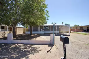 319 S 90th Pl, Mesa, AZ 85208 - Photo 1