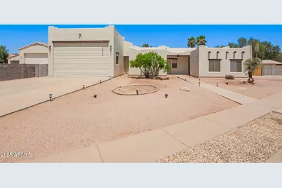 1018 E Knoll, Mesa, AZ 85203 - Photo 1