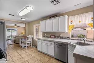 612 E Racine Pl, Casa Grande, AZ 85122 - Photo 9