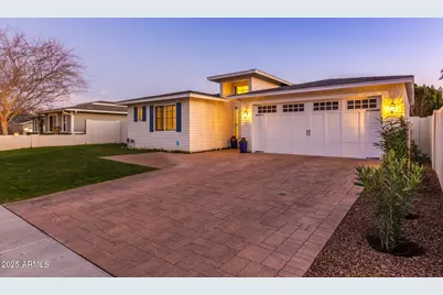 3745 E Turney, Phoenix, AZ 85018 - Photo 1